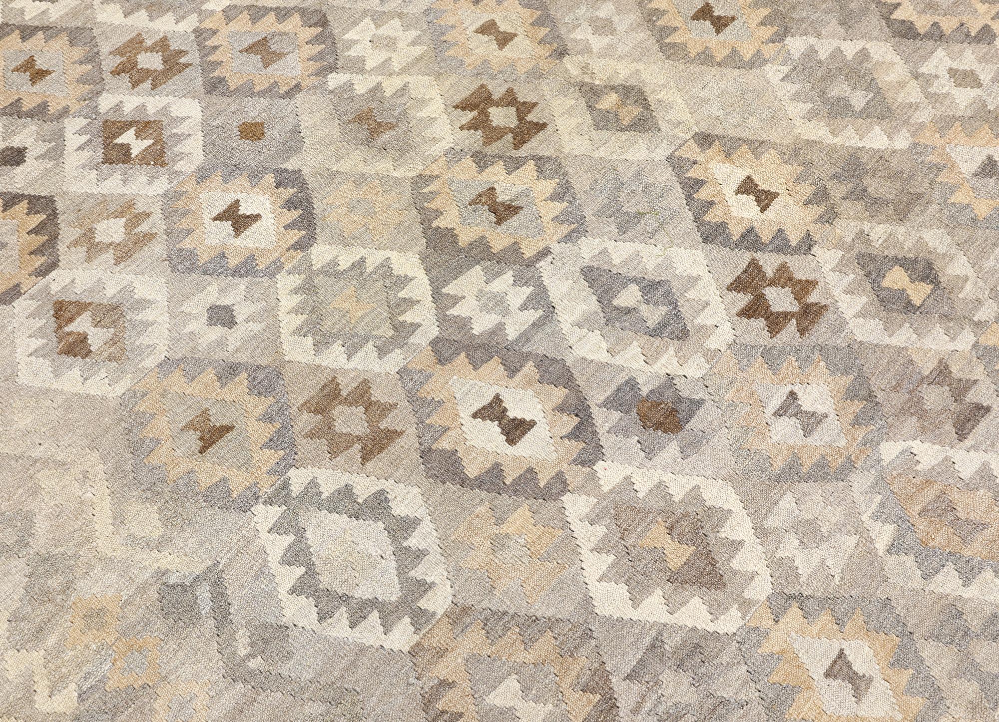 A Kilim carpet, approx. 352 x 252 cm.