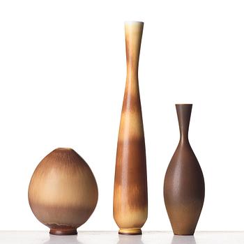 Berndt Friberg, a set of three stoneware vases, Gustavsberg studio, Sweden 1957, 1961 and 1977.