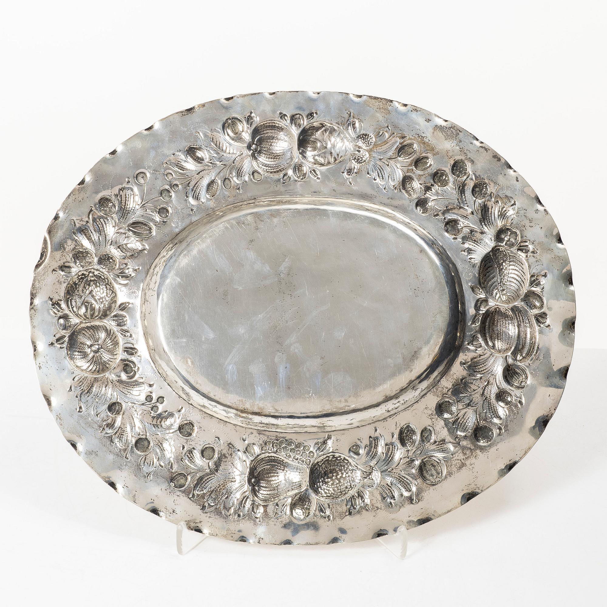 Karl Anderson, Presentation tray, silver, Baroque style, Stockholm 1918.