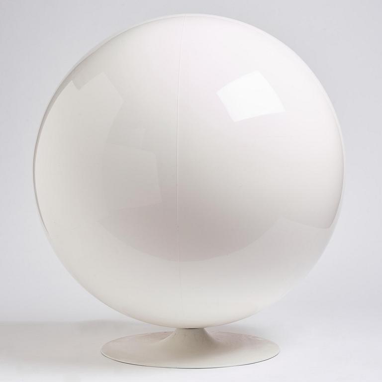 Eero Aarnio, a "Ball Chair", Adelta, Finland, post 1996.