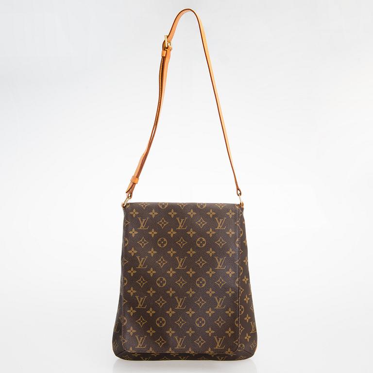 Louis Vuitton, a monogram 'Musette Salsa' Bag.