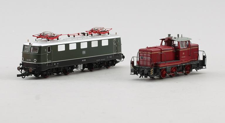 SAMLING MODELLTÅG, 4 delar, Roco, Österrike.