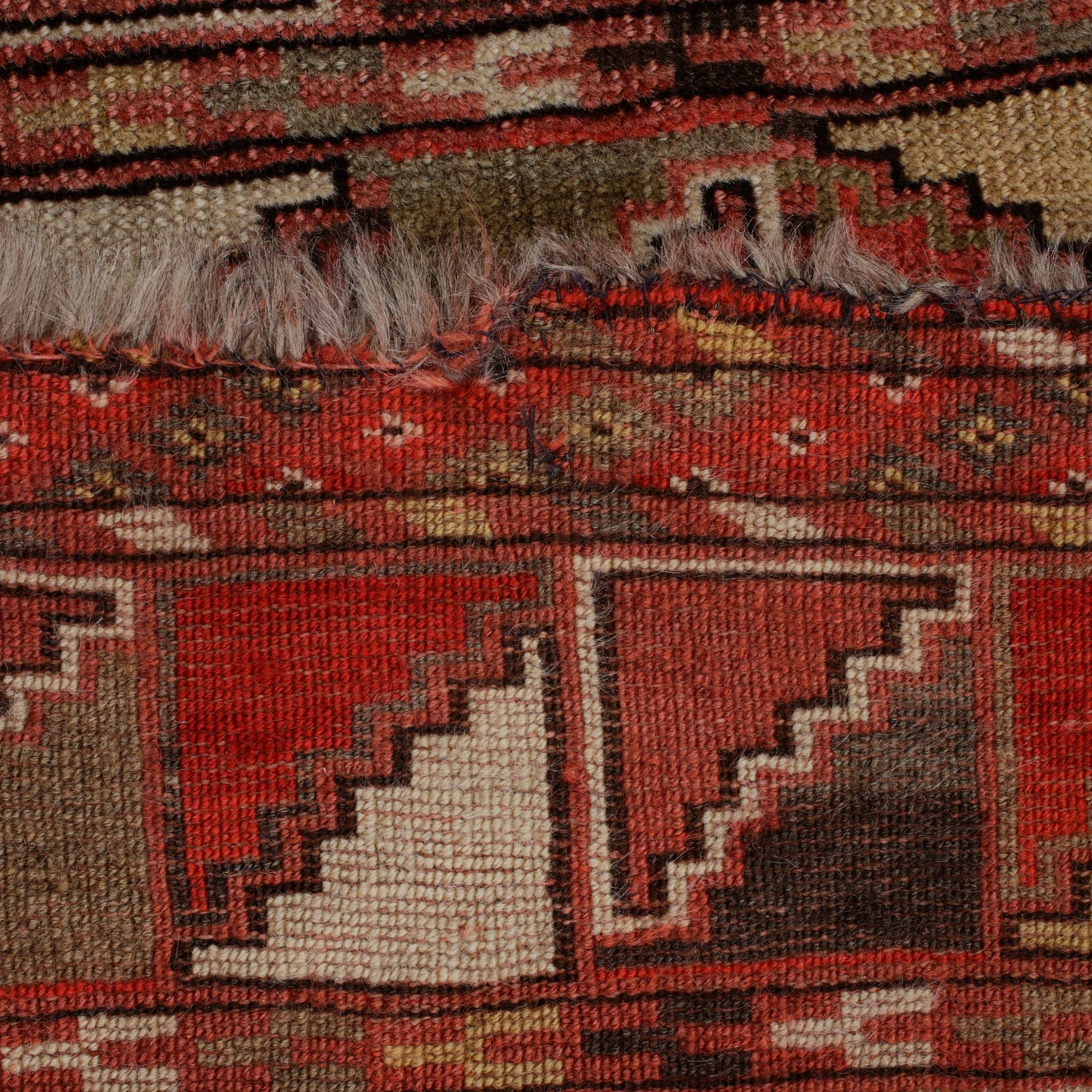 MATTA, antik Turkmen, ca 104x78 cm.