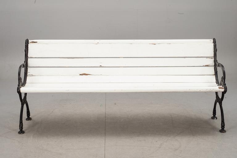 TRÄDGÅRDSSOFFA, gjutjärn. 1900-talets början.