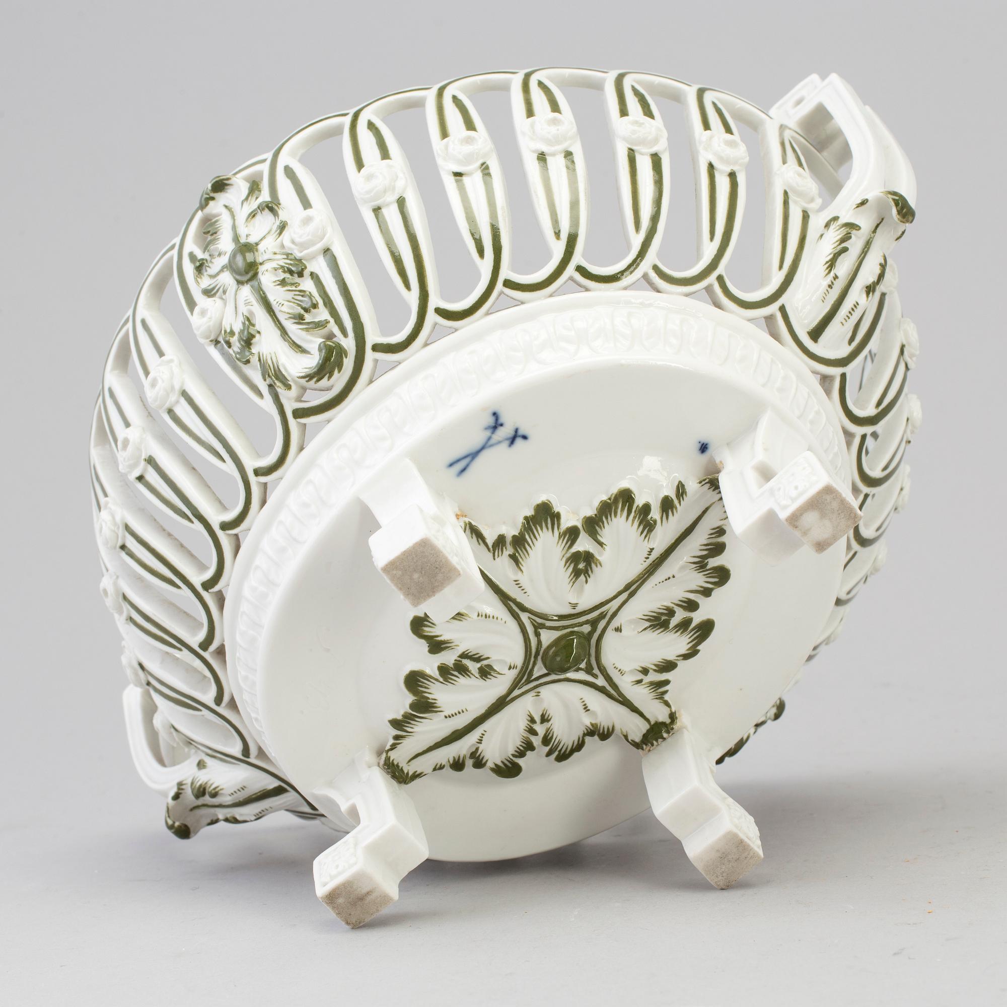 SKÅL, Porslin, Meissen, Tyskland, 1800-talets första hälft.