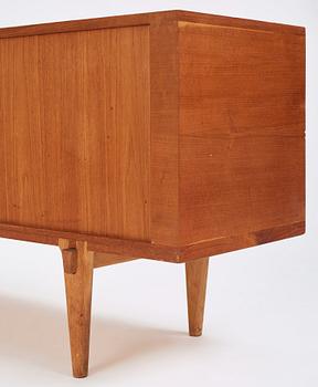 Hans J. Wegner, sideboard, "Ry-25", RY-Møbler, Danmark, 1950-60-tal.