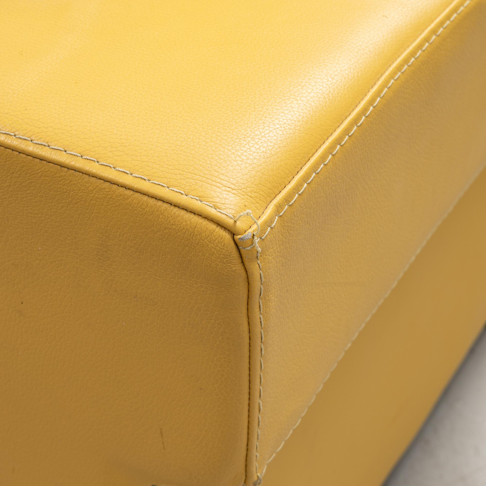 A sofa, Futura, later part of the 20th Century.