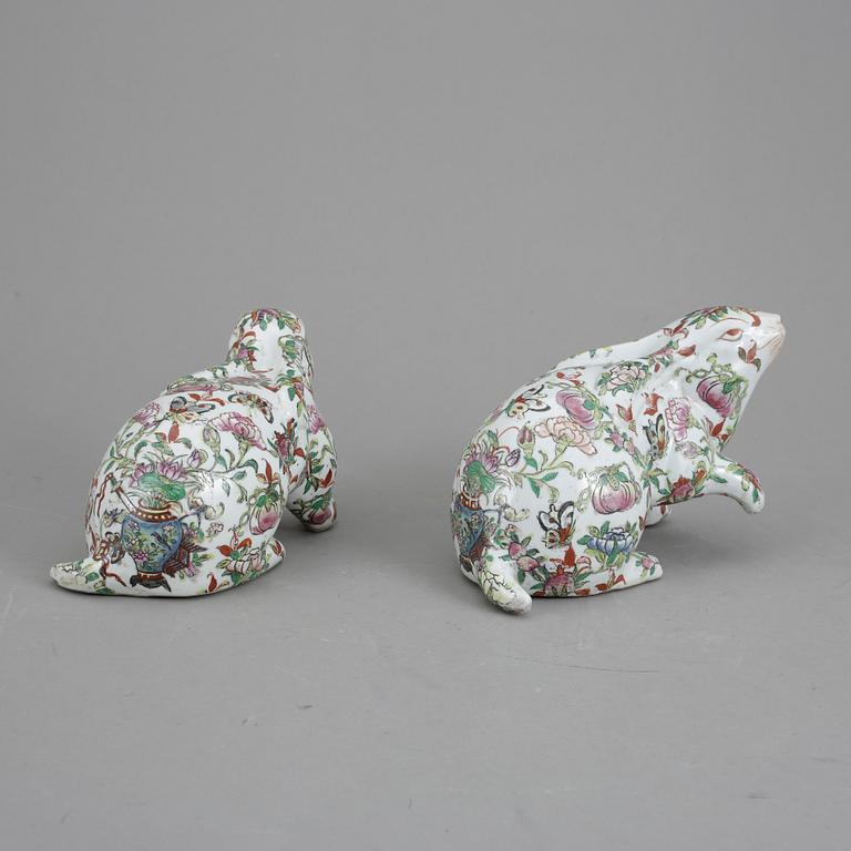 FIGURINER, ett par, porslin, Kina. 1900-tal.