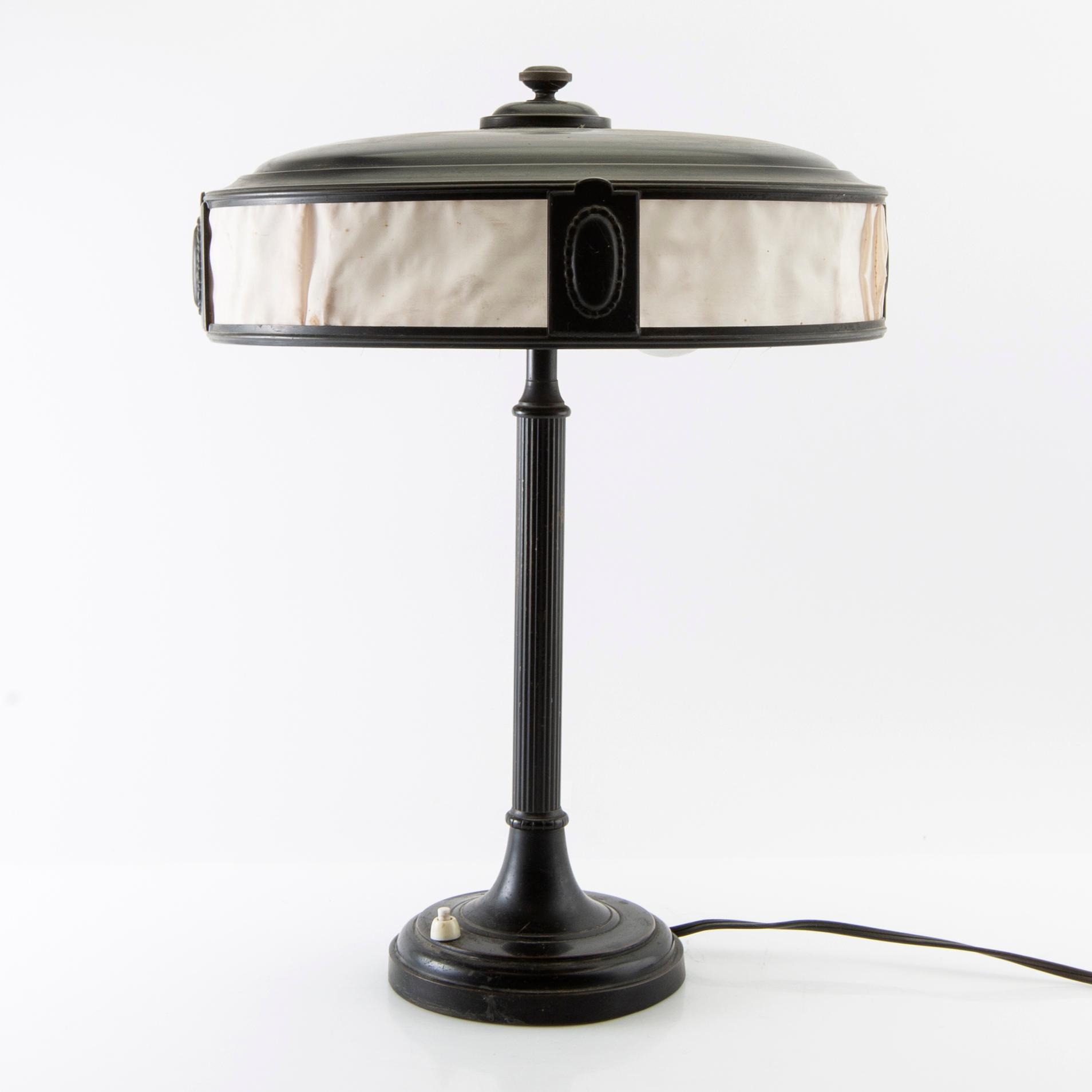Table lamp 1910s/1920s Swedish grace.