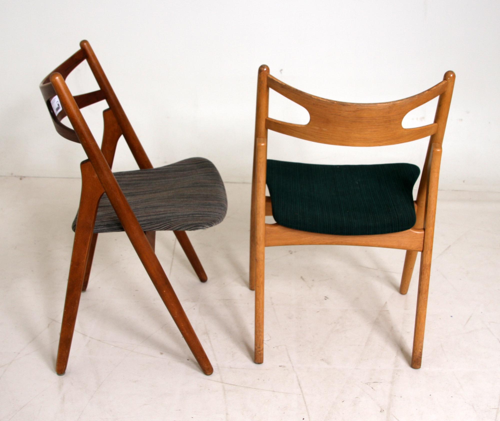 STOLAR, 2 st, "Savbukkestolen", Hans J Wegner, Carl Hansen & Son.