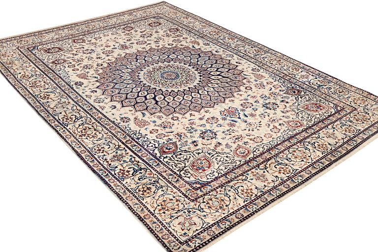 A part silk Nain carpet, 9LA, a. 344 x 245 cm.