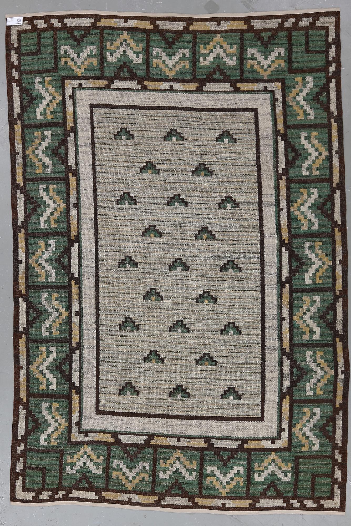 MATTA, sannolikt Sverige, rölakan, 1920/40-tal. Ca 285 x 195 cm.