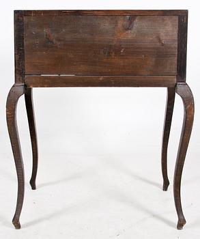 BYRÅ, rokokostil, 1900-tal.