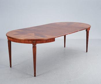 MATBORD samt STOLAR 7 st, Hepplewhite-stil, 1900-talets andra hälft.