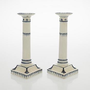 Wedgwood, ljusstakar, ett par, flintgods, tidigt 1800-tal.