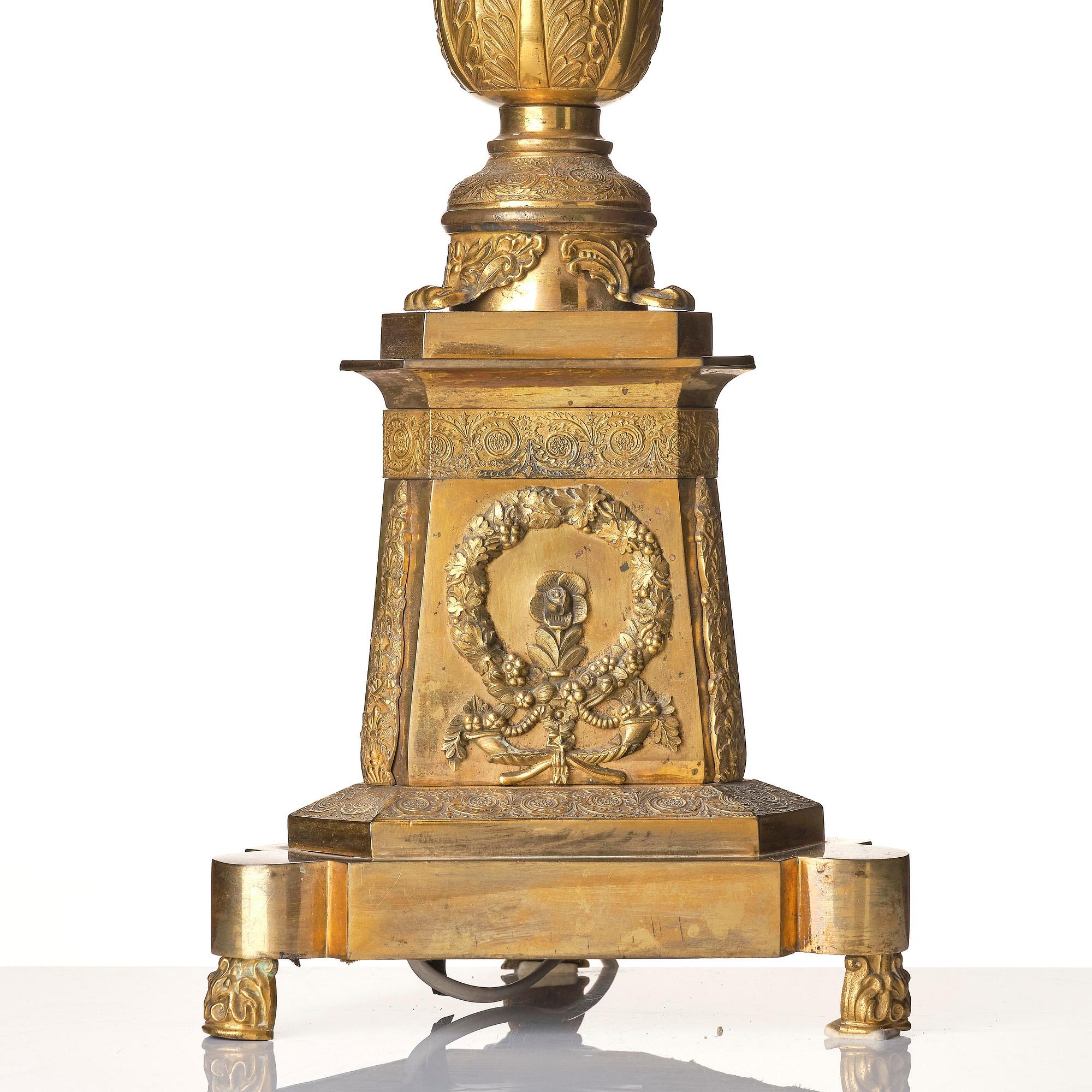 A Russian Empire ormolu lamp, ca 1830's.