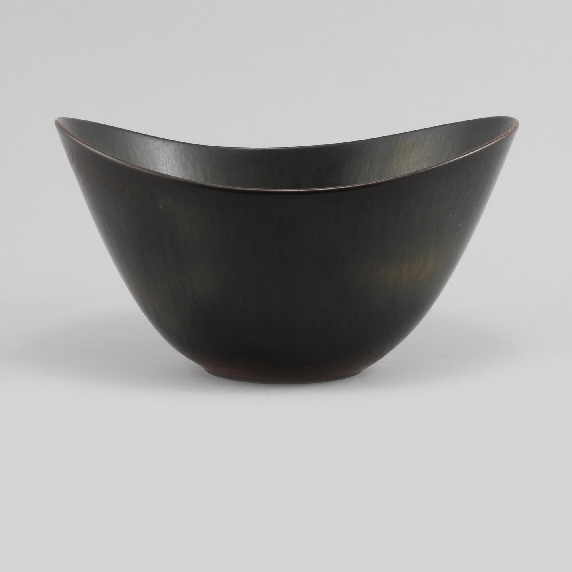 SKÅL, stengods, Gunnar Nylund, Rörstrand, 1900-talets andra hälft.