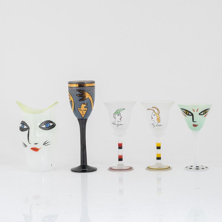 Ulrica Hydman-Vallien, glas, 5 delar, Kosta Boda Artist Collection.