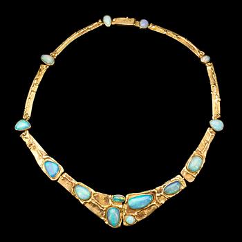 COLLIER, 18k guld med opaler. Brasilien 1982.