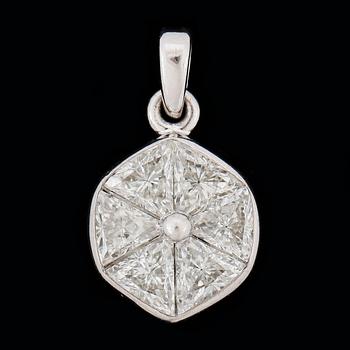 HÄNGE, 18k vitguld med 6 trillion slipade diamanter tot ca1,86ct. 2000-tal. Vikt ca 1,2g.