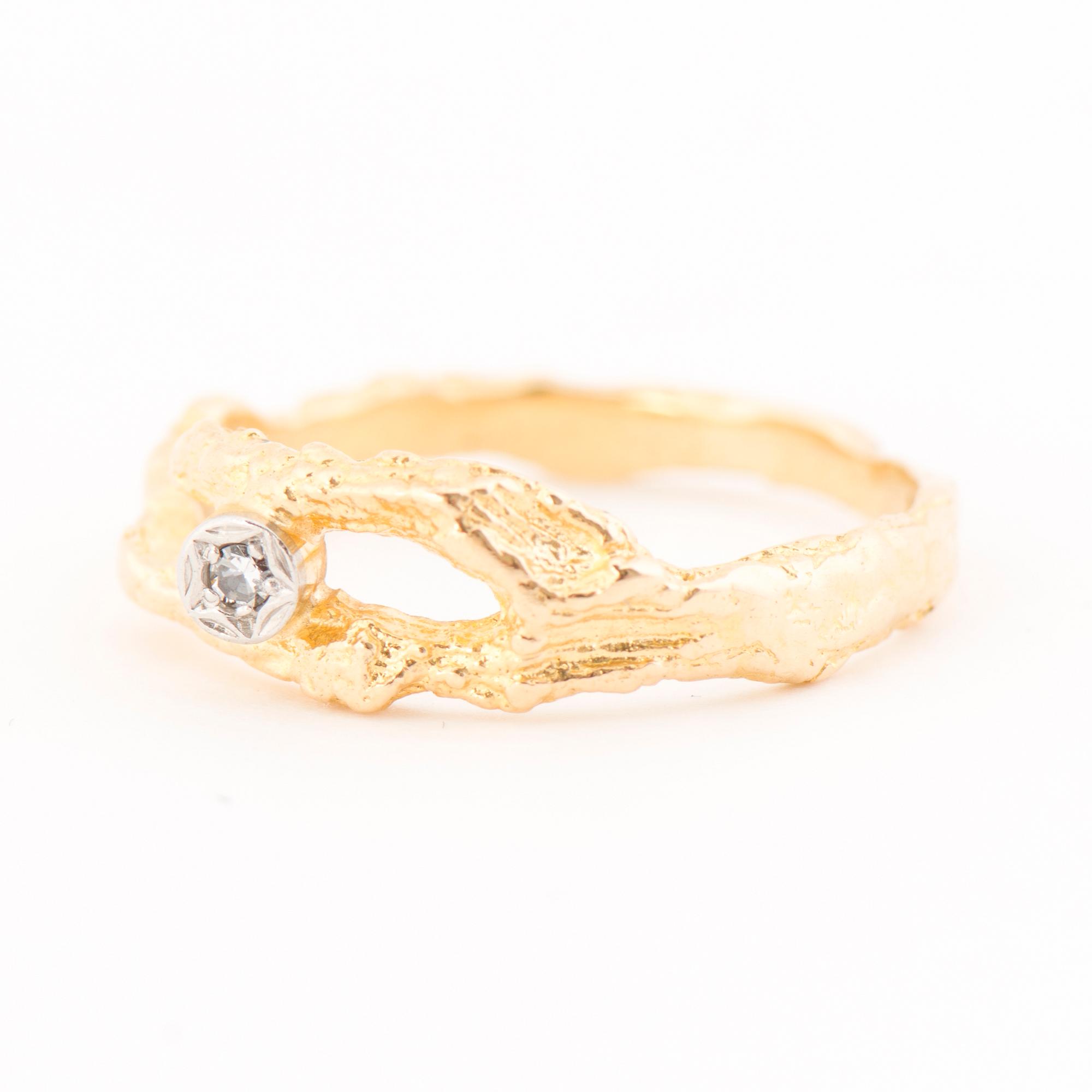A BJÖRN WECKSTRÖM RING, "Diamond pond", 8/8 cut diamond, 18K gold. Lapponia 1972.