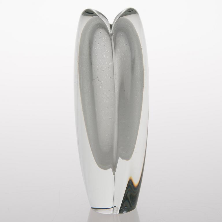 A glass vase signed K. Franck, Nuutajärvi Notsjö -57.