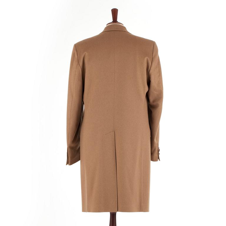 PARK HOUSE, a camel cashmere mens coat. Size 48.