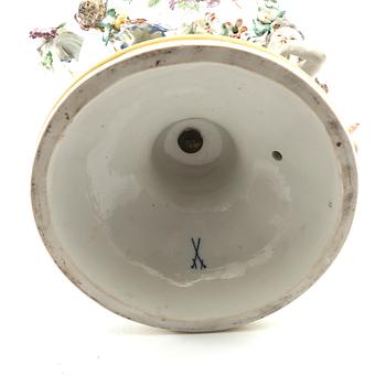 Pottpurri-urna Meissen  rokoko-stil 1910/20-tal.