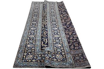 A Keshan carpet, c. 495 x 305 cm.