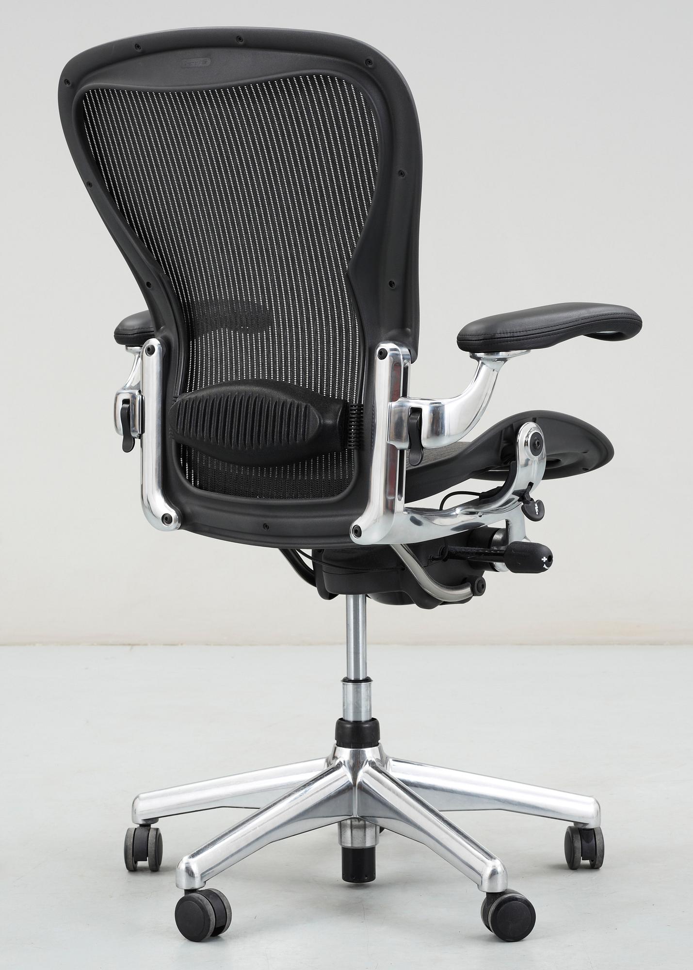SKRIVBORDSSTOL, "Aeron", Donald Chadwick och Bill Stumpf, Herman Miller, formgiven 1994.