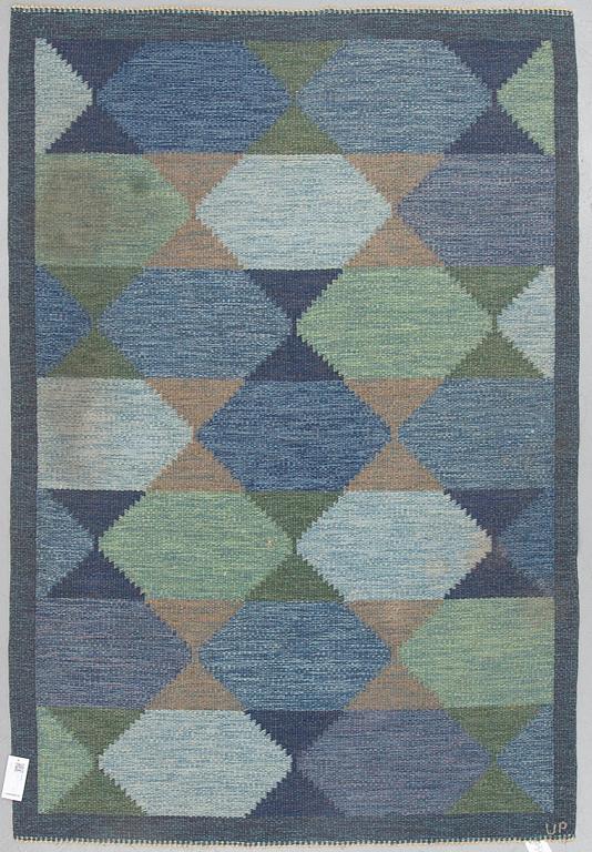 A swedish 1960's - 1970's flat woven carpet, signed UP, (Ulla Parkdahl), around 203 x 149 cm.