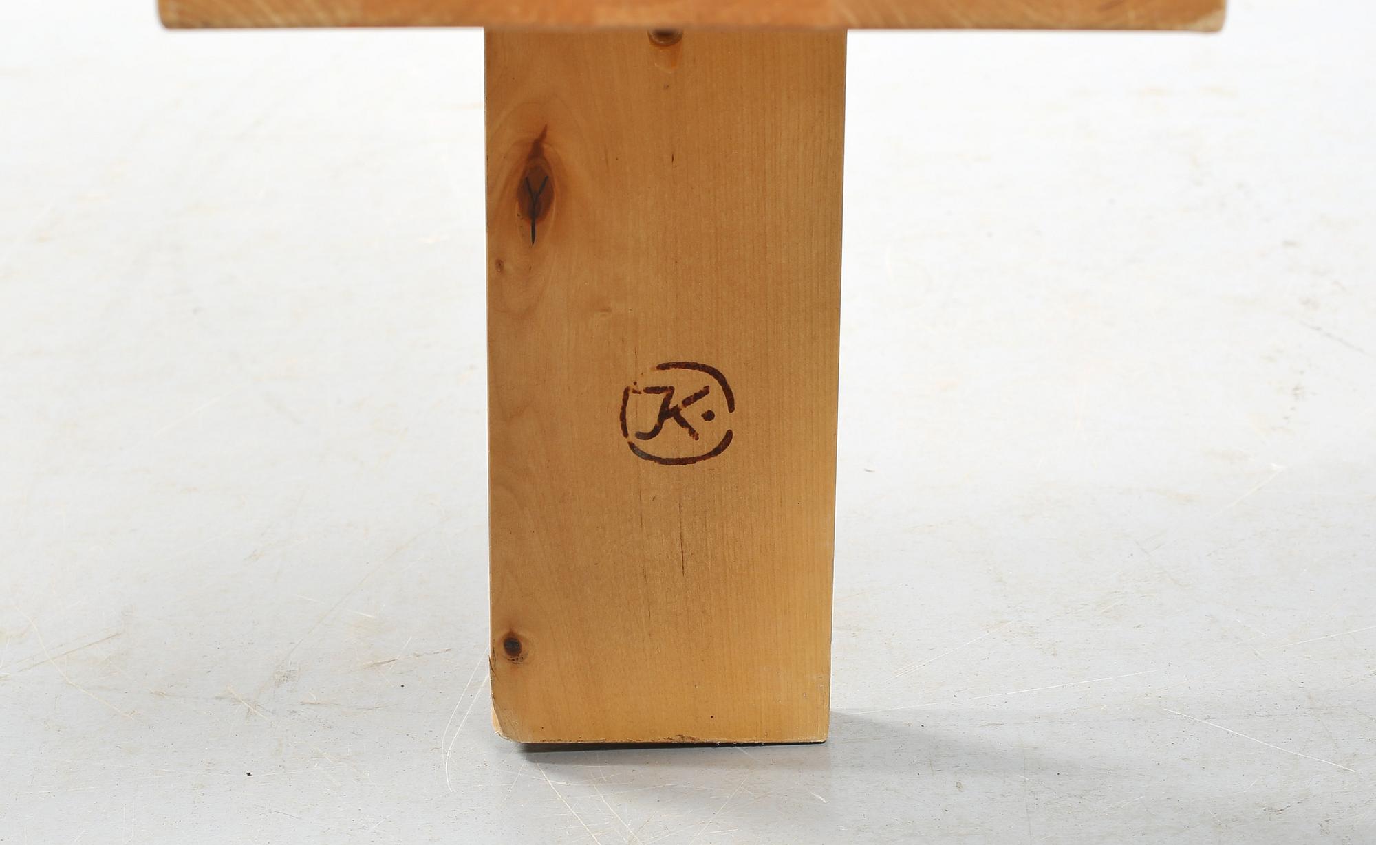 BOKHYLLA, "Pilaster", Johan Kandell, Källemo, sent 1900-tal.