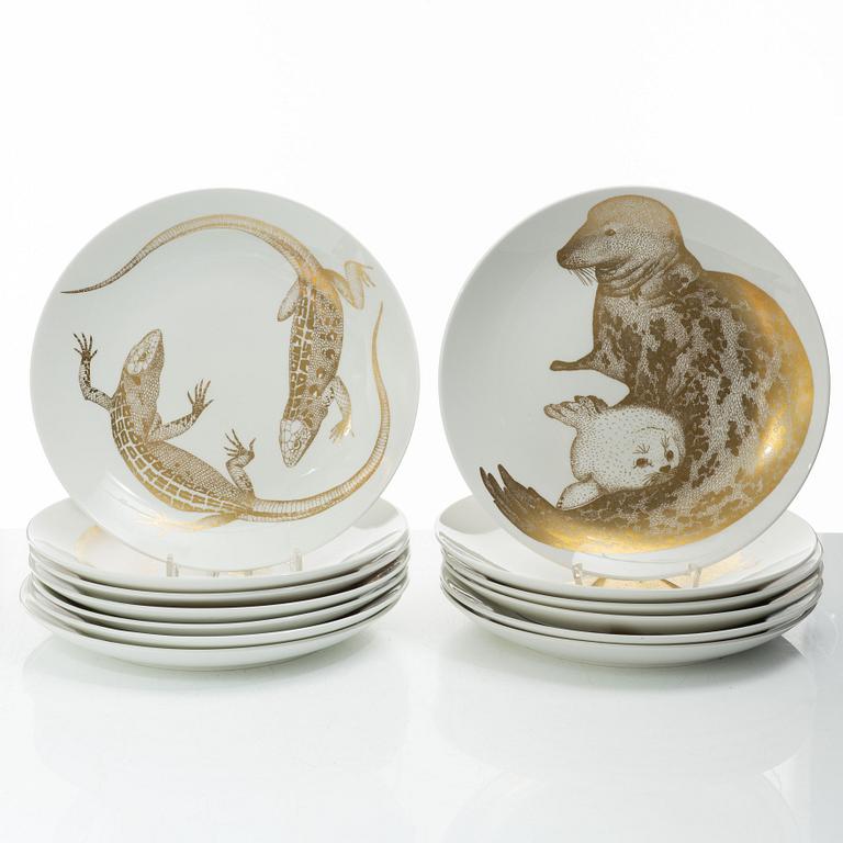 Paul Hoff, plates, 'Arter i fara', Gustavsberg (19 pieces).