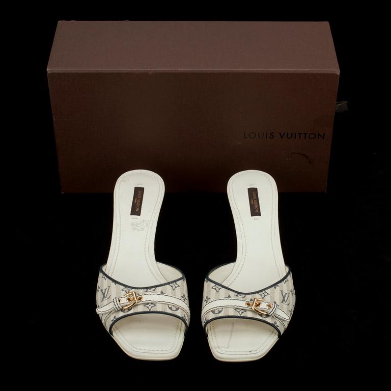 SKOR, sandaletter, Louis Vuitton.