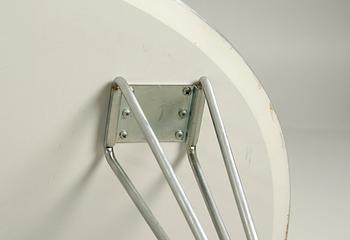 BORD, "Superellips". Design Bruno Mathsson & Piet Hein. Fritz Hansen, Danmark.