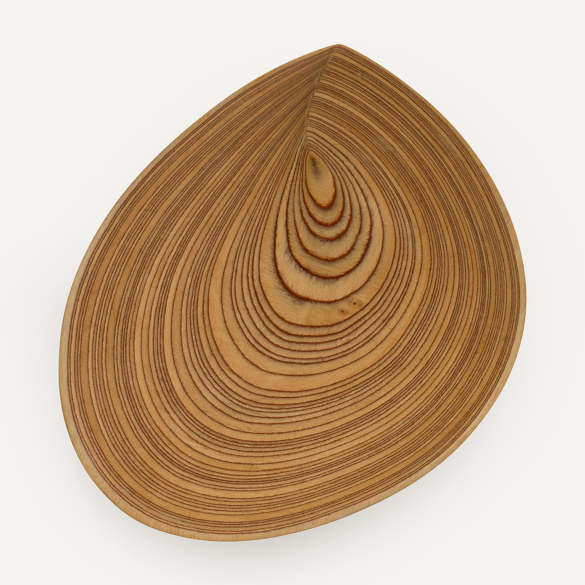 Tapio Wirkkala, vanerivati, signeerattu TW.