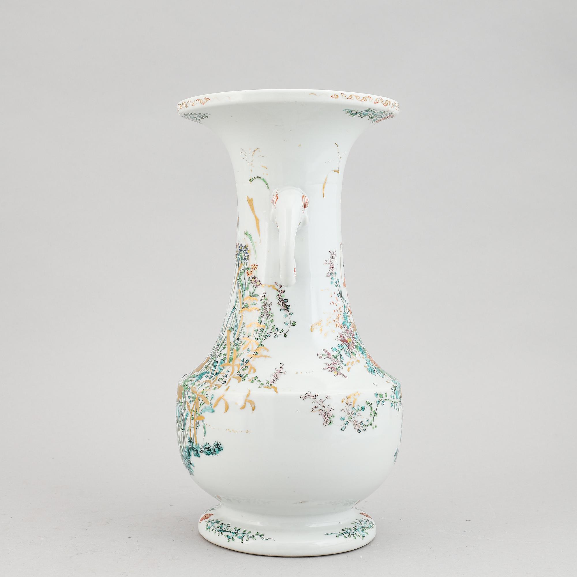 A Chinese famille rose vase, late 20th century.