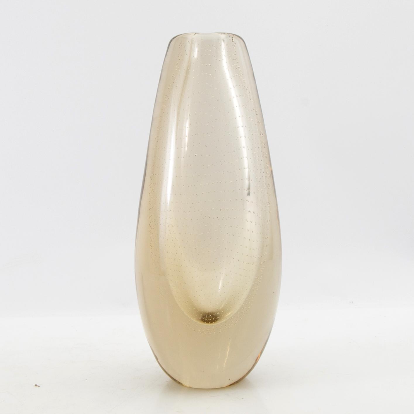 Gunnel Nyman, vase, model GN25.