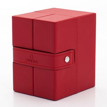 Omega, Genève, Dynamic, rannekello, 40 x 36 mm.