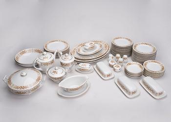 SERVIS, ca 66 delar, "Sone" porslin, Japan 1900-tal.