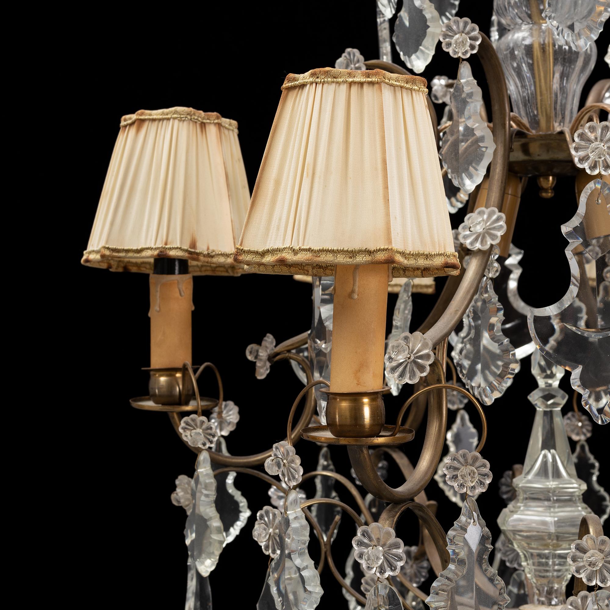 A Baroque style chandelier, first half of the 20th Century.