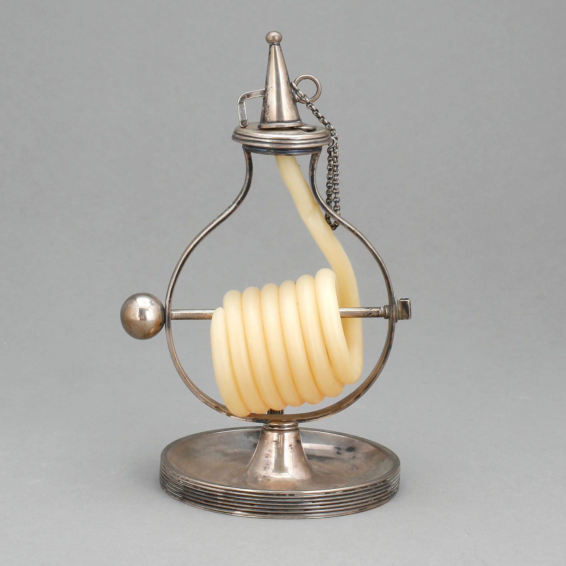 NATTLJUSTAKE, silver, empire, 1800-talets första hälft.