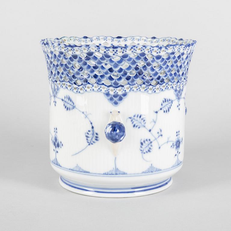 A 'Blue Fluted Full Lace' porcelain flower pot, Royal Copenhagen, model 1048, 1898-1923.