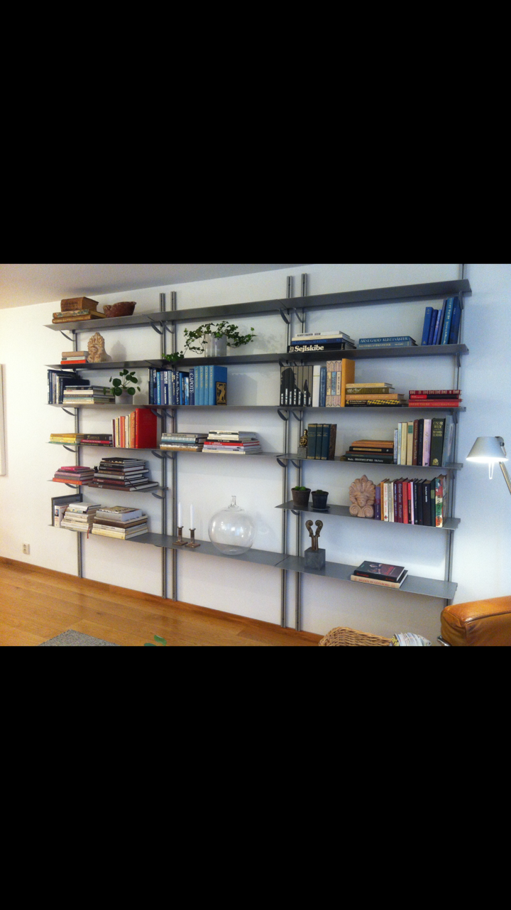 ENZO MARI, bokhylla, "Ulm", Zanotta, omkrinig år 2000.