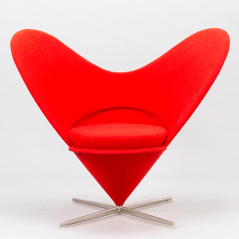 VERNER PANTON. "Heartshaped Cone chair". Vitra. 21th century.