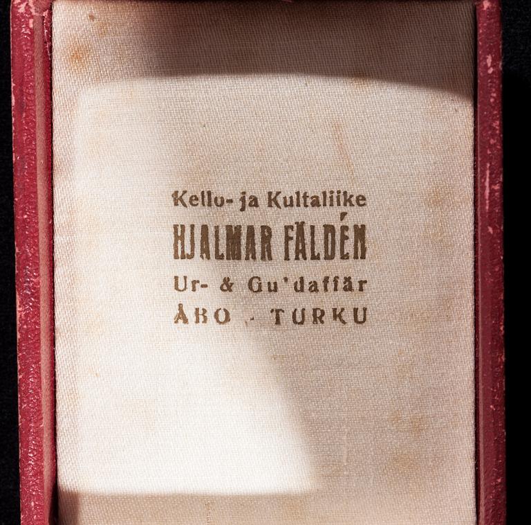 FICKUR, dam, 14K guld. Zenith. Ked av guldfärgad metall. Klockans vikt ca 26 g.