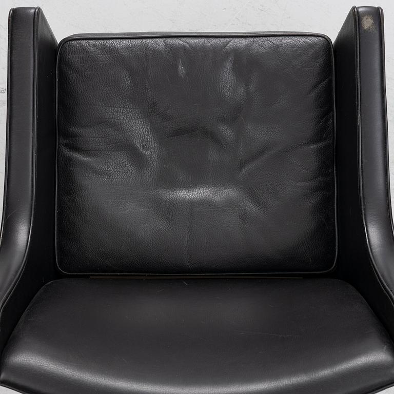 Børge Mogensen, a model 3246 armchair, Fredericia Stolefabrik, Denmark.