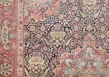 Matta, Kashmir, silke, ca 437 x 307 cm.