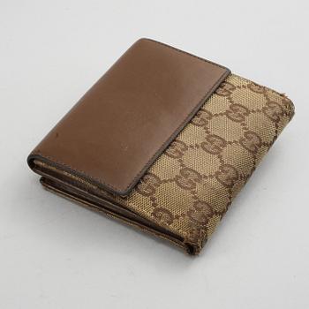 PLÅNBOK, Gucci.