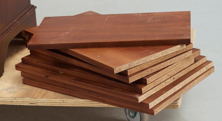 SKÅP, engelsk stil, 1900-tal.